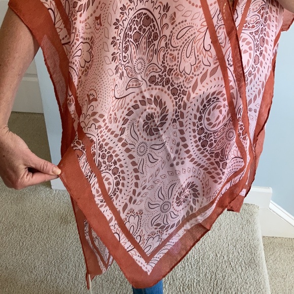 Paisley Print Boho Kimono - Picture 7 of 10